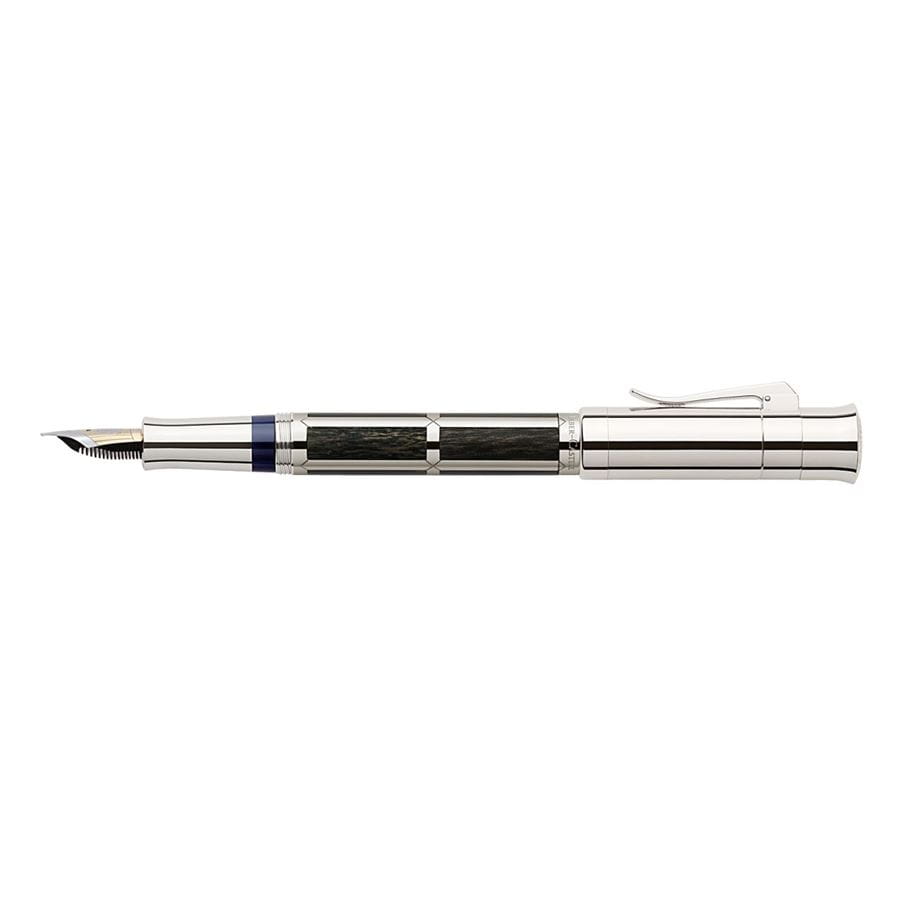Graf-von-Faber-Castell - Fountain pen Pen of the Year 2007 Medium